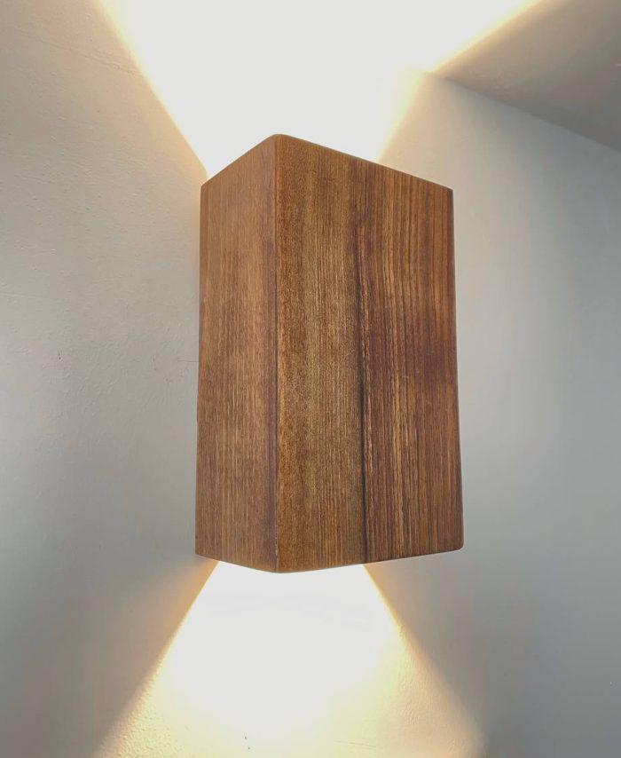 چراغ دیوارکوب چوبی رونا